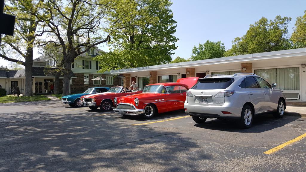 Indian Trail Motel Wisconsin Dells Exteriér fotografie