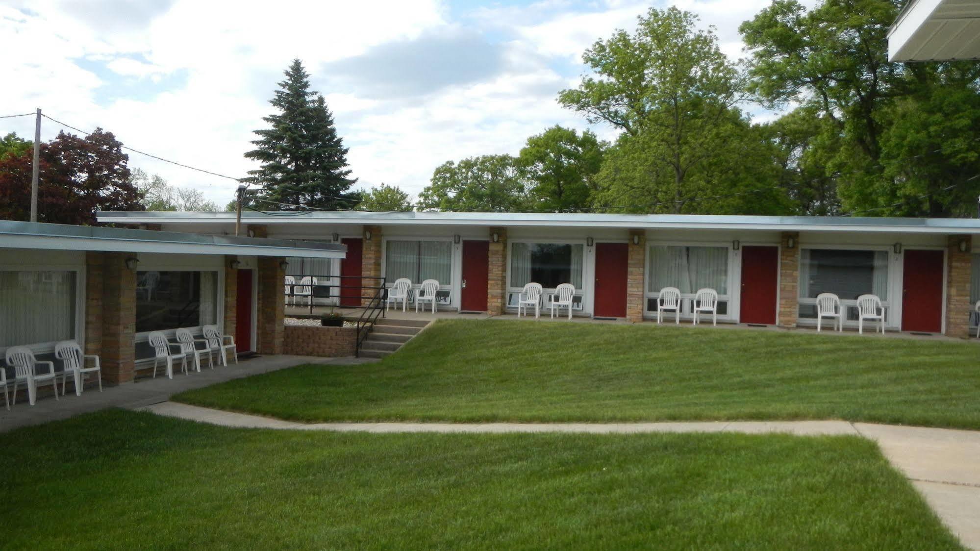 Indian Trail Motel Wisconsin Dells Exteriér fotografie