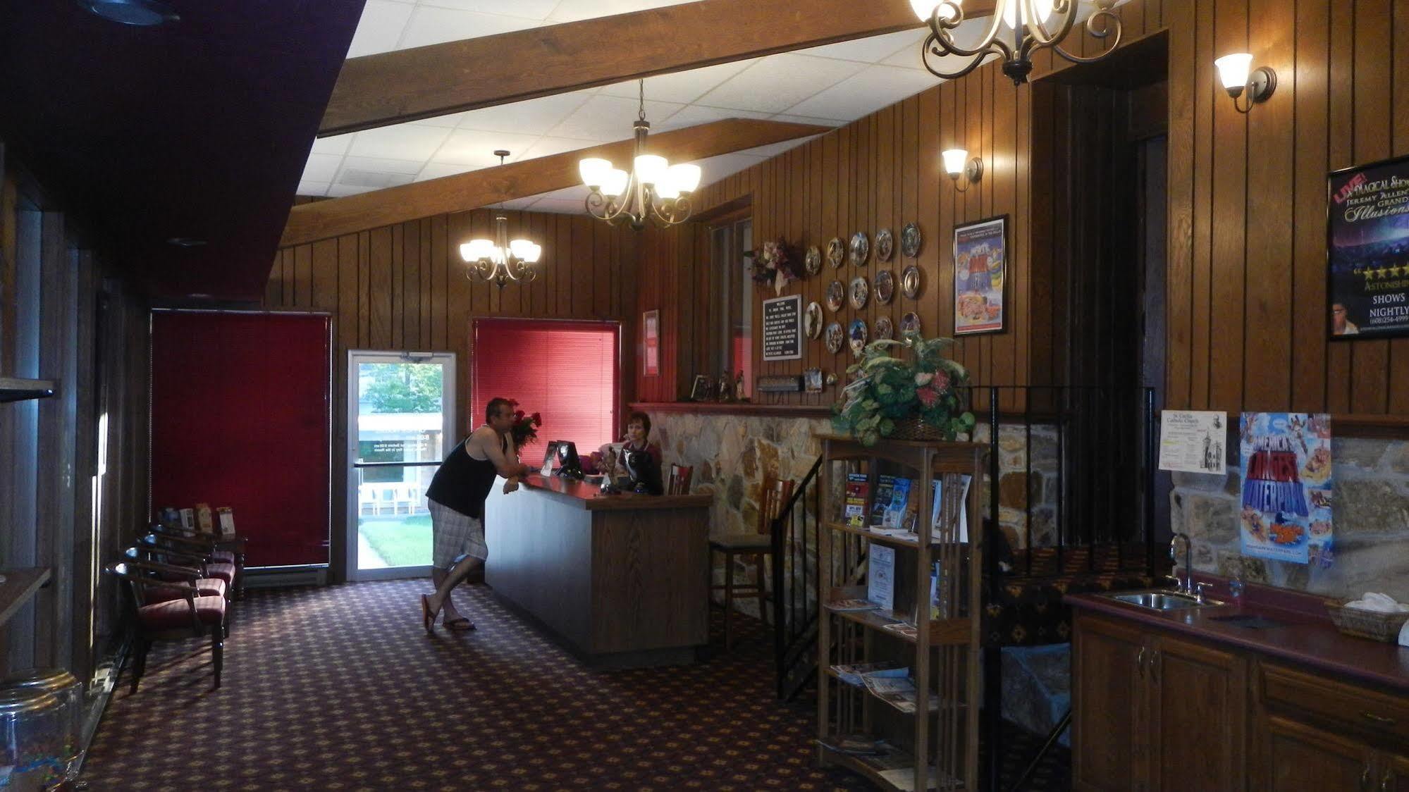 Indian Trail Motel Wisconsin Dells Exteriér fotografie
