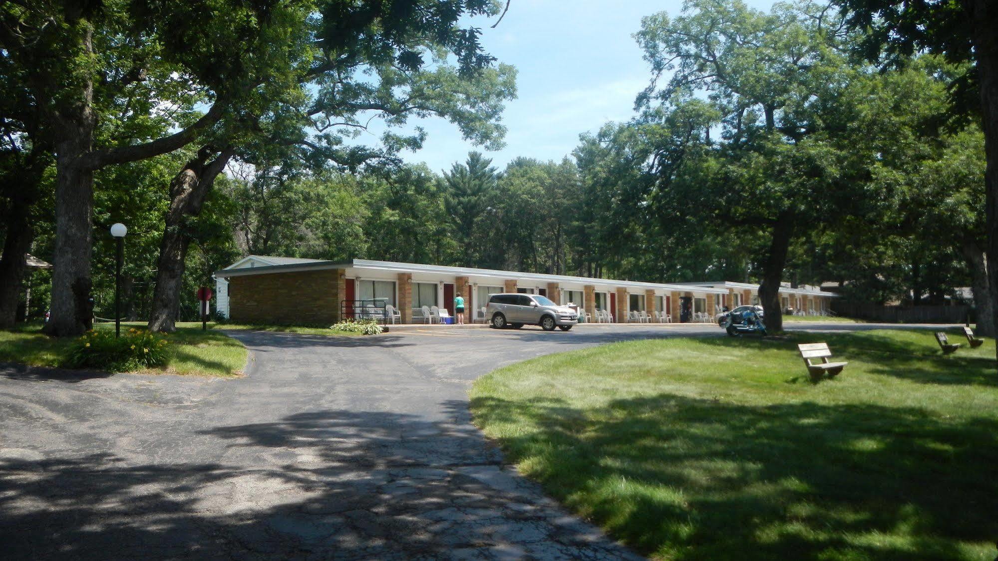Indian Trail Motel Wisconsin Dells Exteriér fotografie